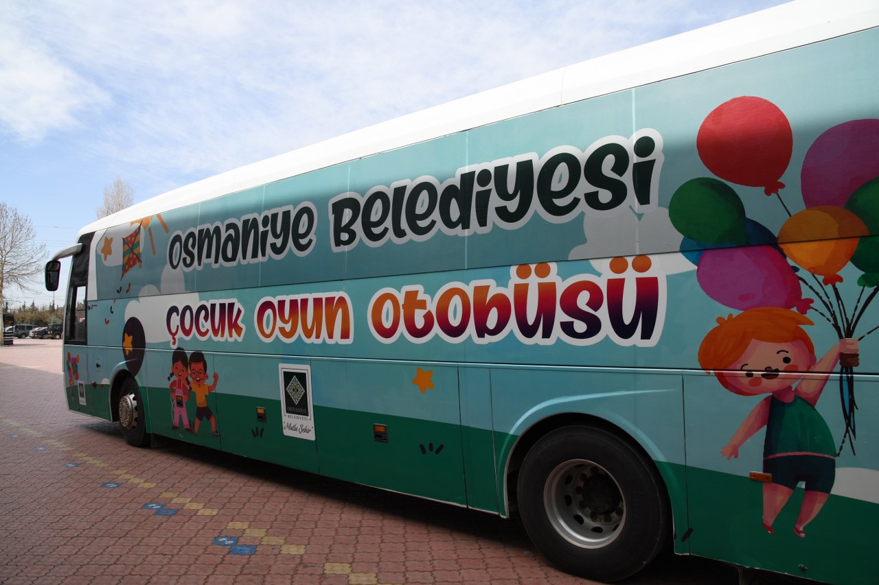 084123 cocuk oyun otobusu 16