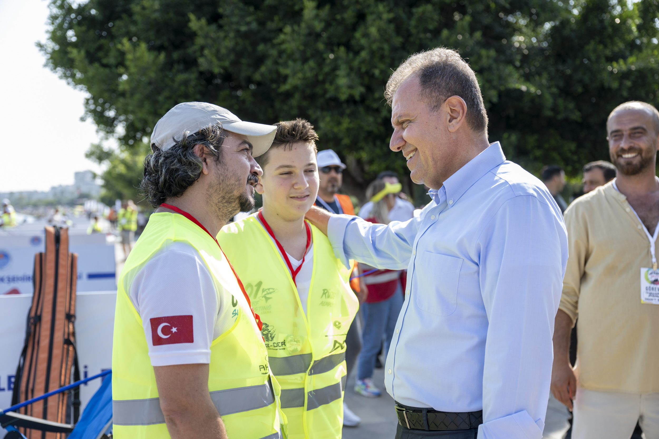 121705 baskan secer babalik balik tutma yarismasinin acilisina katildi 2