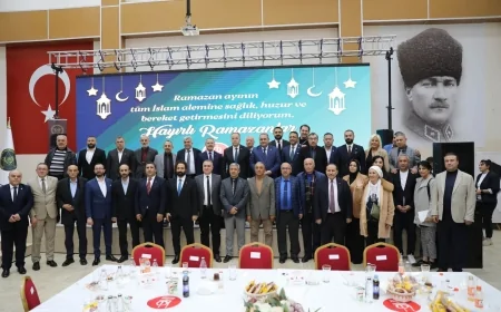 Keçiören'de Binlerce Kırıkkaleli İftarda Buluştu: 'Dayanışma Ruhuna Sahip Bir Milletiz'