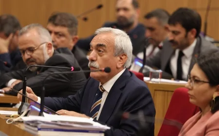 İzmir'de su tarifelerine dört kademeli zam: Konutta artış yüzde 35'e kadar çıkıyor