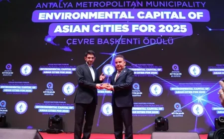 Antalya'da Belediyecilik Rüzgârı: 9. Akdeniz Proje Yarışması'nda Ödüller Sahiplerini Buldu