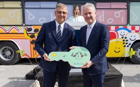 Cemil Tugay: 'Çocuklar yaşadıkları dünyayı koruyarak büyüsünler'