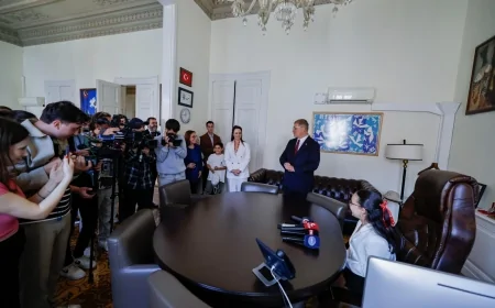 12 yaşındaki Derin Taş başkanlık koltuğuna oturdu: 'Geri dönüşüm ve doğa için daha çok çalışmalıyız'