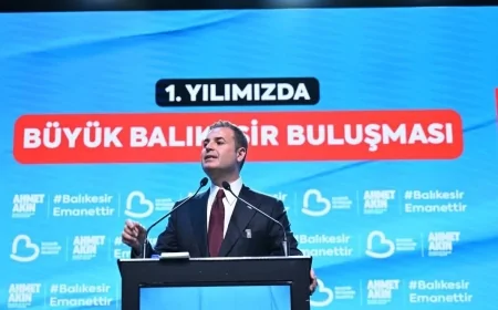 Ahmet Akın Balıkesir'de 1 Yılı Değerlendirdi: 'Hizmette Eşitlik Dönemini Başlattık'
