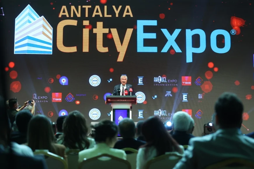 Zeydan Karalar: 'Merkezi yönetim, belediyelerin önünü tıkamamalı, kolaylaştırmalı'