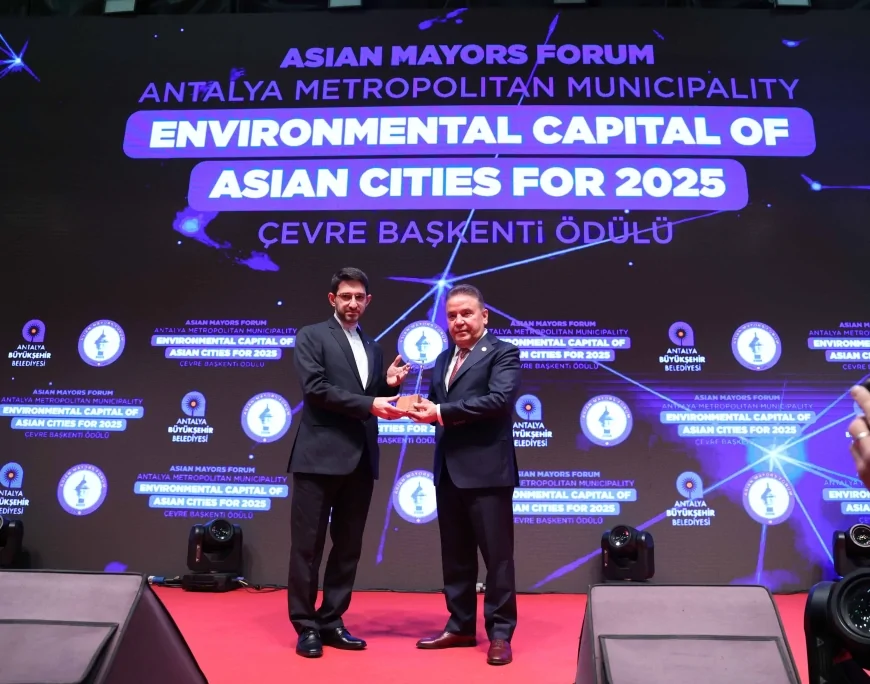 Antalya'da Belediyecilik Rüzgârı: 9. Akdeniz Proje Yarışması'nda Ödüller Sahiplerini Buldu