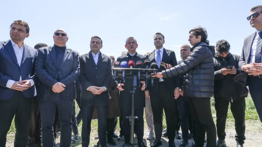 Özgür Özel Başakşehir’deki Gece Mitingine Çağırdı: 'Adaletten Yana Olan Herkesi Bekliyoruz'