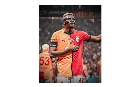 Napoli, Osimhen’i Suudi ekibine erken ödemeyle 10 milyon euro ucuza verebilir