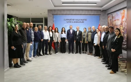 CHP İzmir İl Başkanı Aslanoğlu: 'Karabağlar ve Bayraklı’daki birlik partimize güç katacak'