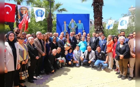 Üç Fidan’ın Adı Karabağlar’da Park ve Anıtla Ölümsüzleşti