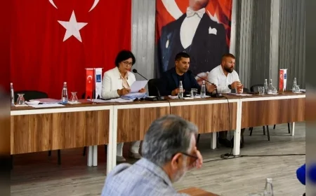 Kuşadası Belediye Meclisi'nden eğitim, otizm ve turizm alanında dikkat çeken kararlar