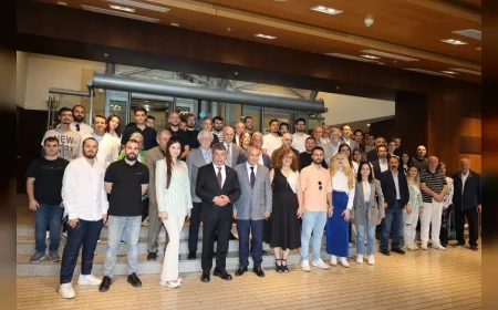 Ege İhracatçı Birlikleri Koordinatör Başkanı Jak Eskinazi: 'Mobilya sektöründe hedef kilogram başı 5 dolar ihracat geliri'