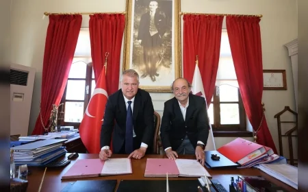 Urla Belediyesi’nden Balıklıova’ya zeytinlik desteği: ‘Yerelden kalkınmaya atılmış bir imza’