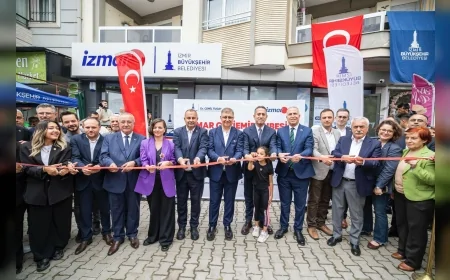 İzmir’de halkın marketi büyüyor: Tugay'dan İZMAR modeli için Türkiye mesajı