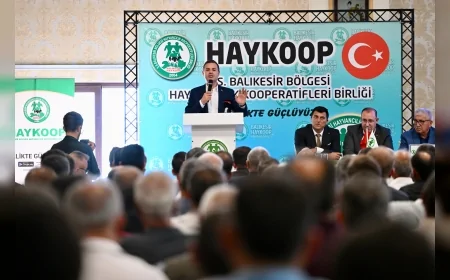 Ahmet Akın’dan Süper Lig Yolunda Bandırmaspor’a Destek: ‘Tüm İmkanlarımızla Yanındayız’