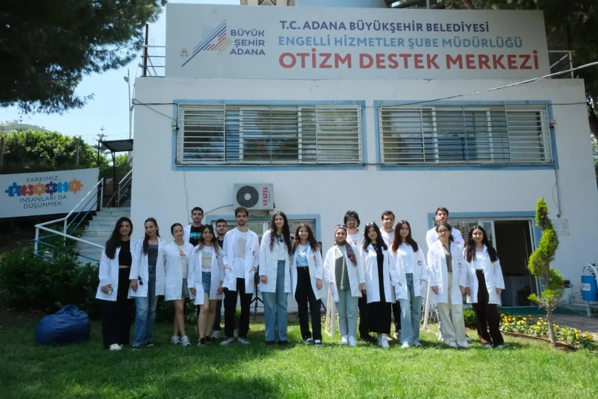 Tıp Fakültesi öğrencilerinden otizmli çocuklara destek: 'Ailelerin deneyimlerini dinlemek bizim için çok değerliydi'