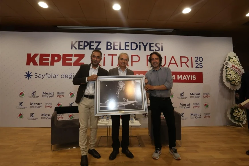 Timur Soykan ve Murat Ağırel: 'Yalan algı canavarıyla karşı karşıyayız'