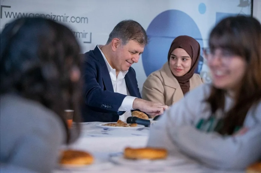 İzmir’in dört ilçesinde gençler buluşuyor: ‘Gençlerle Tasarlıyoruz’ etkinliği başlıyor