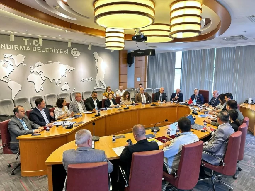 Bandırma Belediye Başkanı Dursun Mirza: 'Kentimizi daha yaşanabilir ve modern hale getireceğiz'