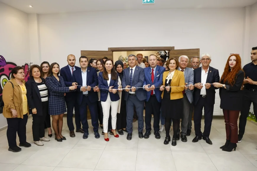 Uşak'ta Her Mahalleye Bir Kreş Sözü Bir Bir Gerçek Oluyor: Narin Gündüz Bakım Evi Açıldı