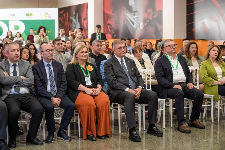 Dr. Cemil Tugay: 'İzmir'in iklim adımları dünyaya emsal olacak'