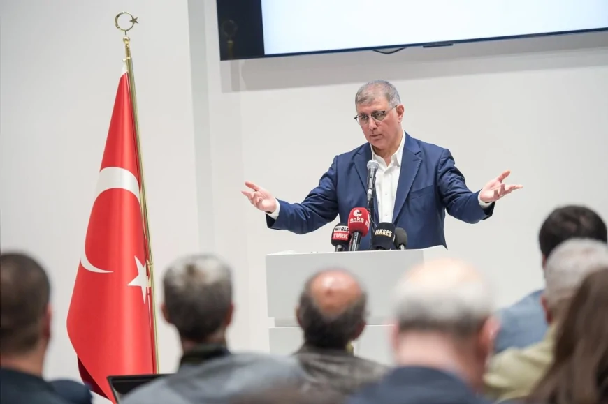 Cemil Tugay'dan EXPO, İZBAN, Basmane ve toplu sözleşme mesajı: 'Asla vazgeçmeyeceğimiz konu temel hizmetler ve sosyal destekler'