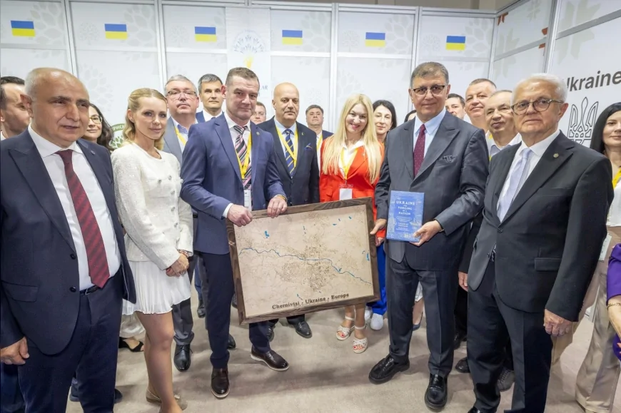 Cemil Tugay: 'İzmir, yenilenebilir enerjide Türkiye'nin başkenti olma yolunda ilerliyor'