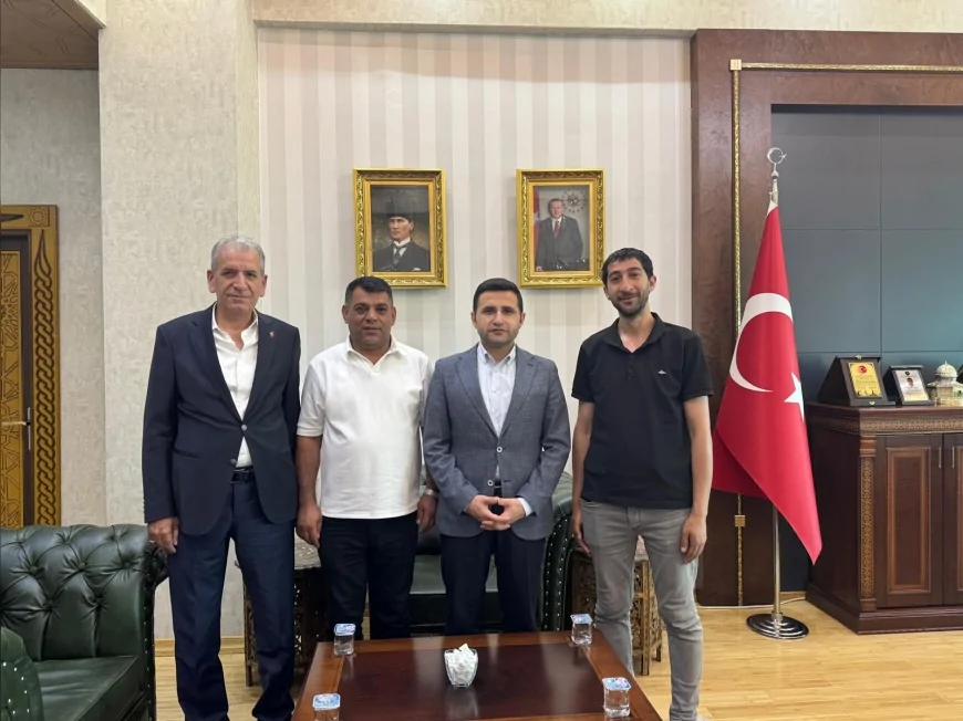 Gazetecilerden Bağlar Kaymakamı İsmail Pendik’e dikkat çeken ziyaret