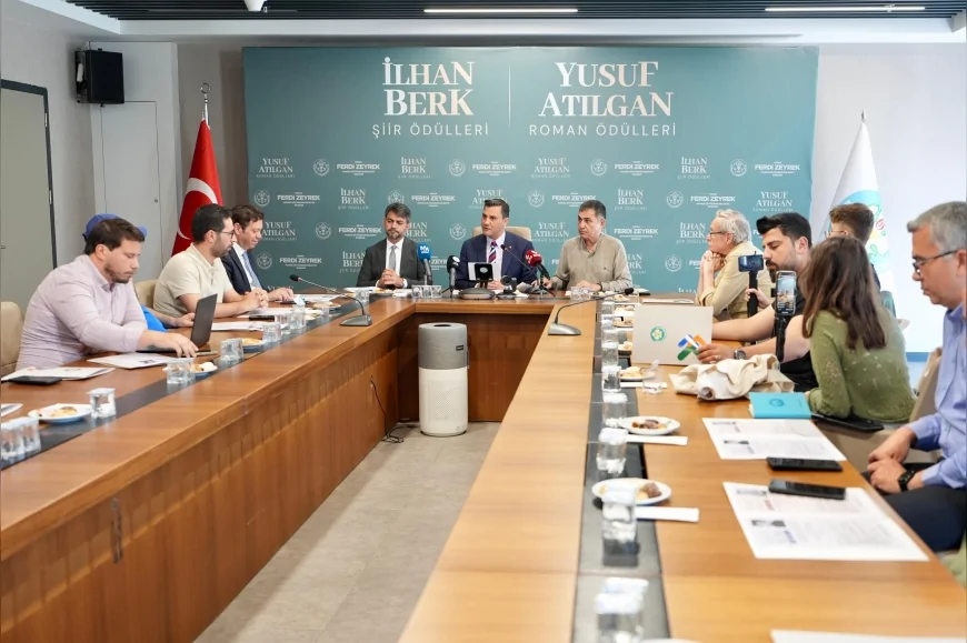 Manisa Büyükşehir’den Edebiyat Hamlesi: İlhan Berk ve Yusuf Atılgan Adına İki Ödül Birden