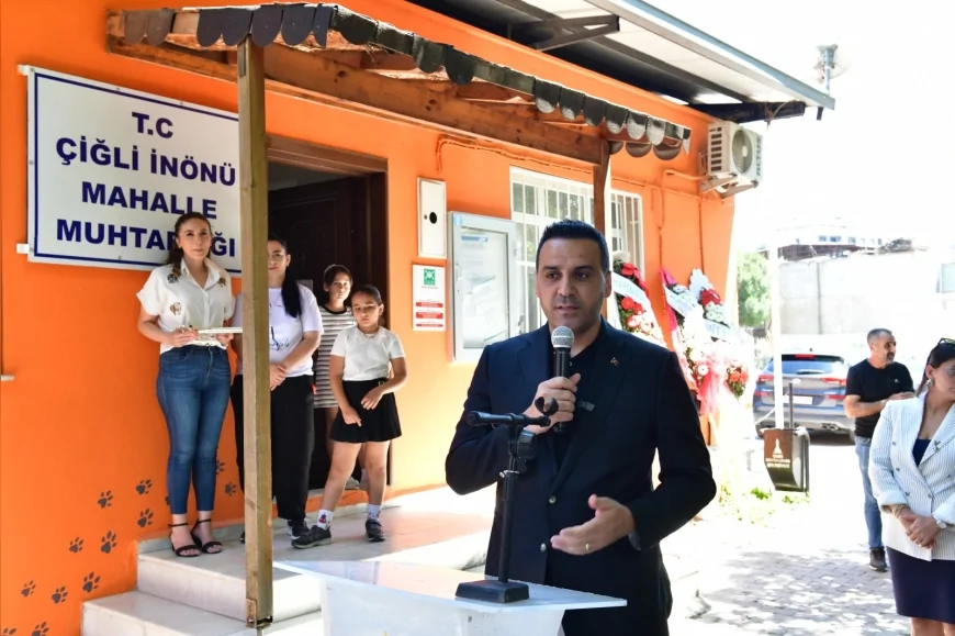 Çiğli’de Cumhuriyet ışığını yayan mahalle kütüphanesi coşkuyla açıldı