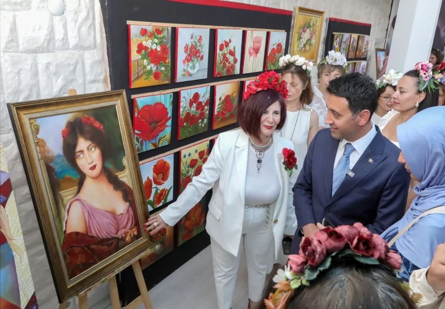 Bayraklı’da 2 bin 500 el emeği ürün sergilendi: İrfan Önal’dan dikkat çeken kadın vurgusu