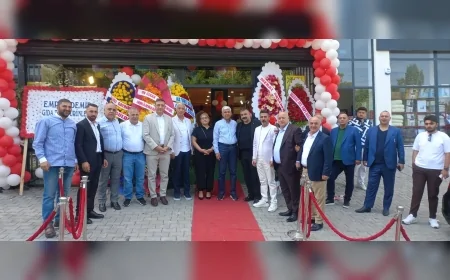 Dormanlı Mandıra ve Şarküteri Mamak’ta Açıldı: Açılışa Siyaset ve İş Dünyasından Yoğun İlgi