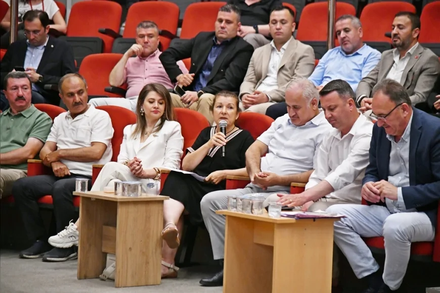 Akhisar Belediyesi Haziran Meclisi Toplandı: Festival Bütçesi, Bayram Hazırlıkları ve Gündem Kararları Değerlendirildi