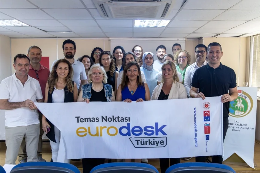 Karşıyaka Kent Konseyi'nden gençlere Avrupa fırsatları için üç günlük proje eğitimi