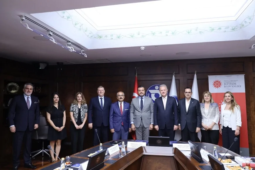 İzmir'de iletişim atağı: Ticaret Odası ve İletişim Başkanlığı’ndan örnek iş birliği protokolü