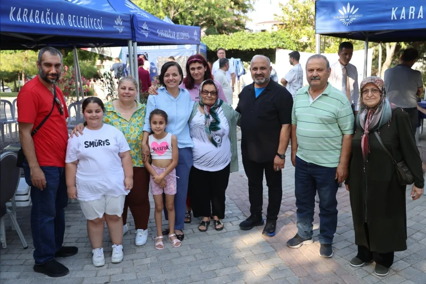 Karabağlar’da Açık Ofis 11. Kez Kuruldu: Helil Kınay Vatandaşlarla Barış Mahallesi'nde Buluştu