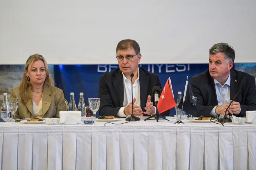 İzmir turizmi için yeni dönem: Dr. Cemil Tugay'dan 'Turizm Konseyi' çağrısı