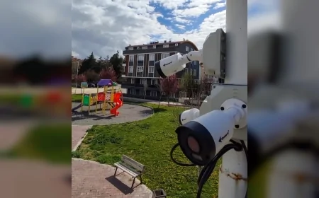 Burdur'daki parklara 7/24 izleme sağlayacak güvenlik kameraları yerleştiriliyor