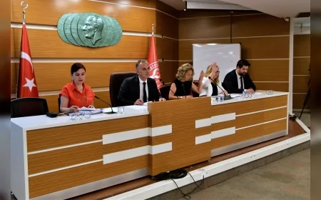 Bornova’nın kültürel mirası ve akıllı şehir projeleri uluslararası vitrine taşınıyor