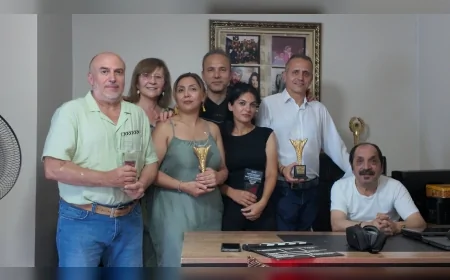 Sanat ve sağlık dünyası aynı sahnede buluştu, 50. yıl onuru Gündoğdu’dan Engin’e