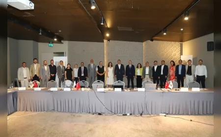 ESTRAM, TÜRSİD Yönetim Kurulu Toplantısına Ev Sahipliği Yaptı: “Yarının Şehirlerini İnşa Ediyoruz”