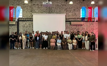 İzmir’de gençler “temiz enerji” için politika önerileri geliştirdi