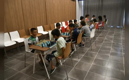 Kuşadası’nda 8-13 yaş grubu için ücretsiz satranç ve akıl oyunları kursları başladı