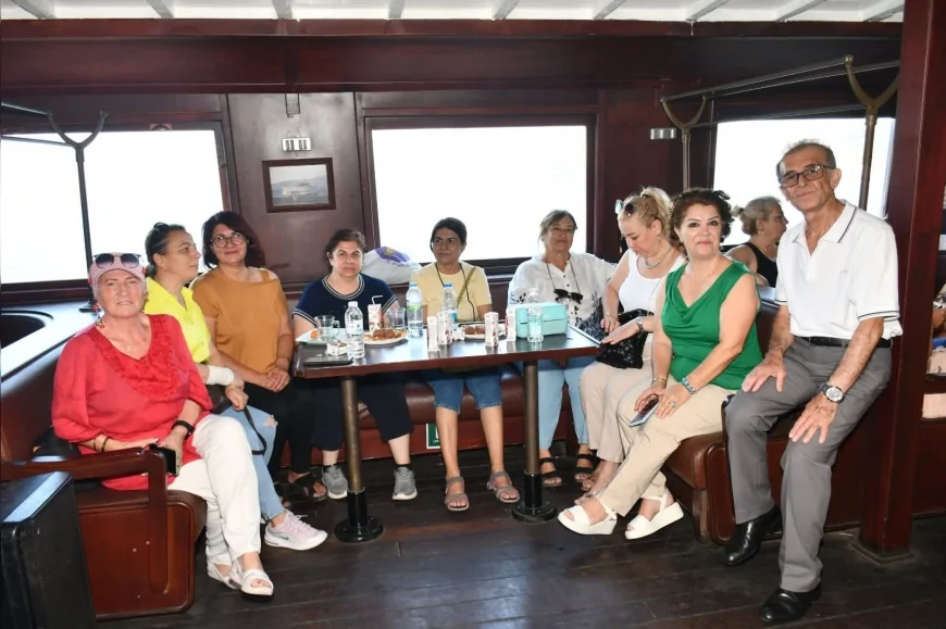 İzmir Kent Konseyi’nden Emekliler Haftası’na Özel Körfez Turu ve Dayanışma Mesajı