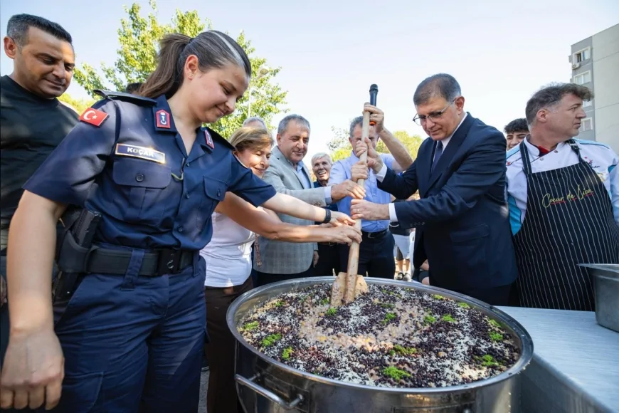 Cemil Tugay: “İzmir de Karşıyaka da asla mücadeleyi bırakmaz”