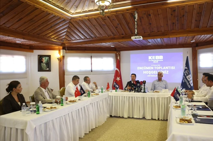 Ahmet Aras: “Krizlerden kaçmak değil, çözüm üretmek zorundayız”