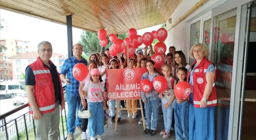 81 İlde Ortaokul Öğrencileri Sosyal Hizmet Merkezlerini Ziyaret Etti, Aile Yılı Kapsamında Farkındalık Arttı