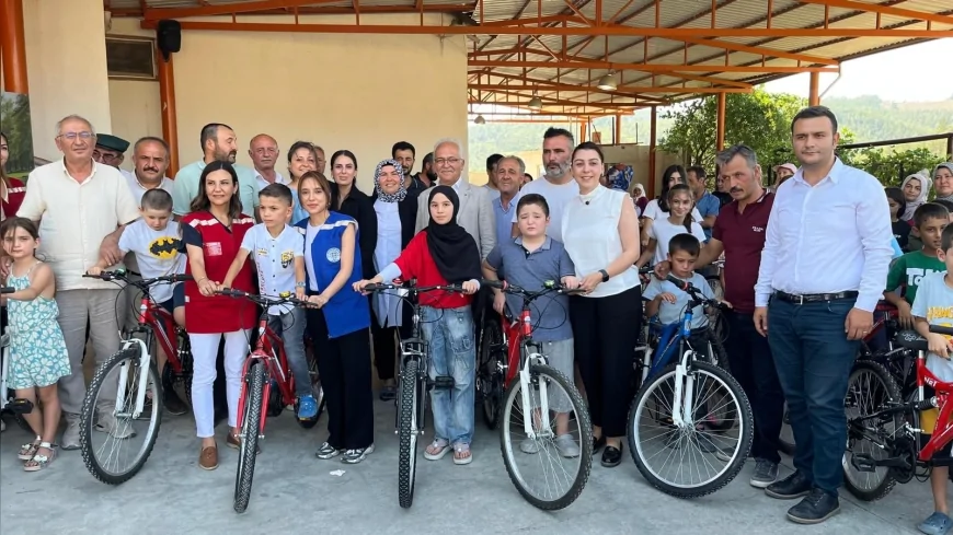 Muğla’da Kitap Okuyan Çocuklara Bisiklet Hediyesi: 24 Öğrenciye Dağıtım Yapıldı