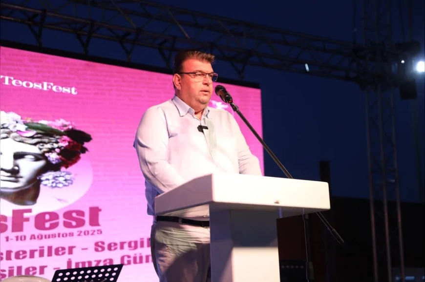 Seferihisar’da İlk Kez Düzenlenen TeosFest Başladı: “Sanatçılar Şehri” Temasıyla Sanat Hayatı Sokağa Taşıyor