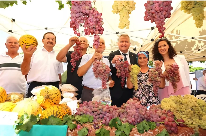 Urla’da 2600 yıllık Bağ Bozumu geleneği kortej ve konserlerle kutlanacak